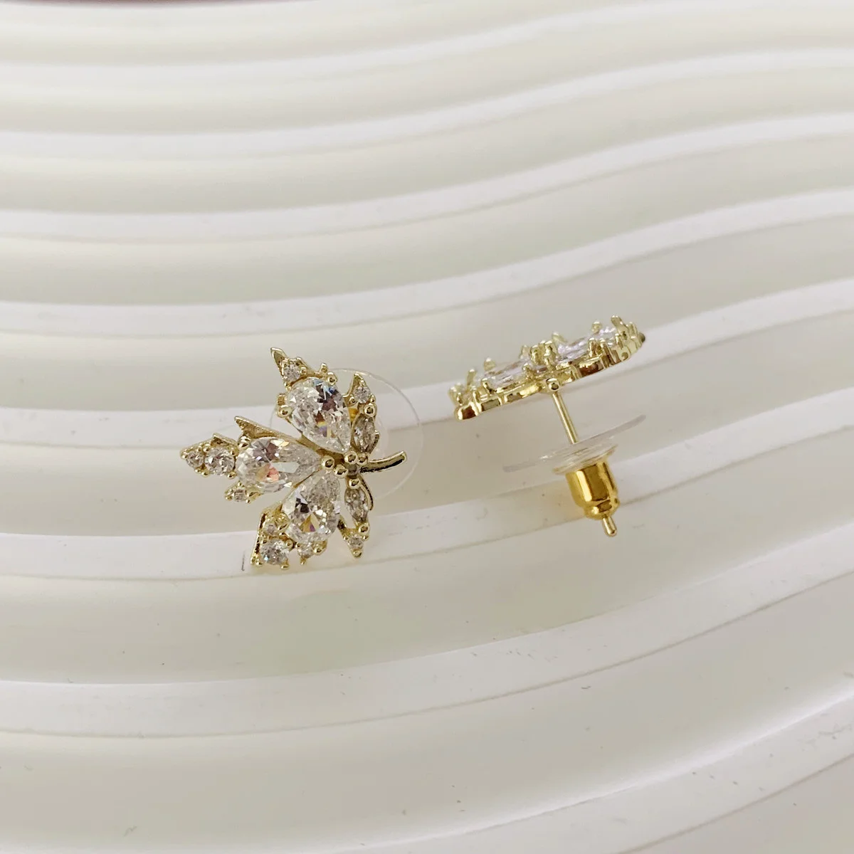Sparkling Elegant Golden Maple Leaf Zircon Earrings Vintage Nature Jewelry for Daily Wear, Parties Gifting to Friends & Family
