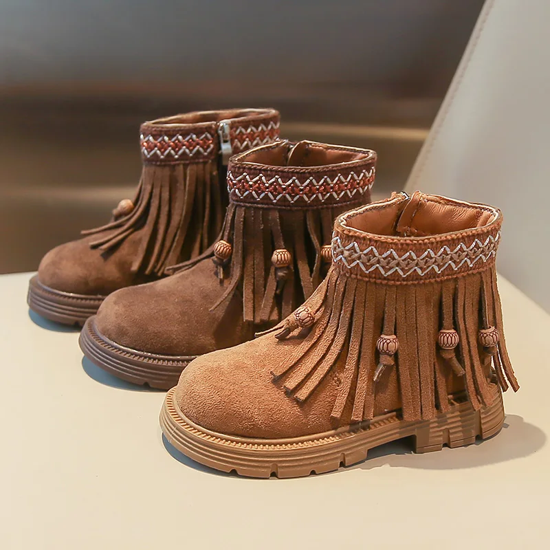 

Girls Ankle Boots Sweet Tassel Ethnic Style Children Short Boots Retro Soft Sole 2025 Winter New Kids Casual Boots Round Toes