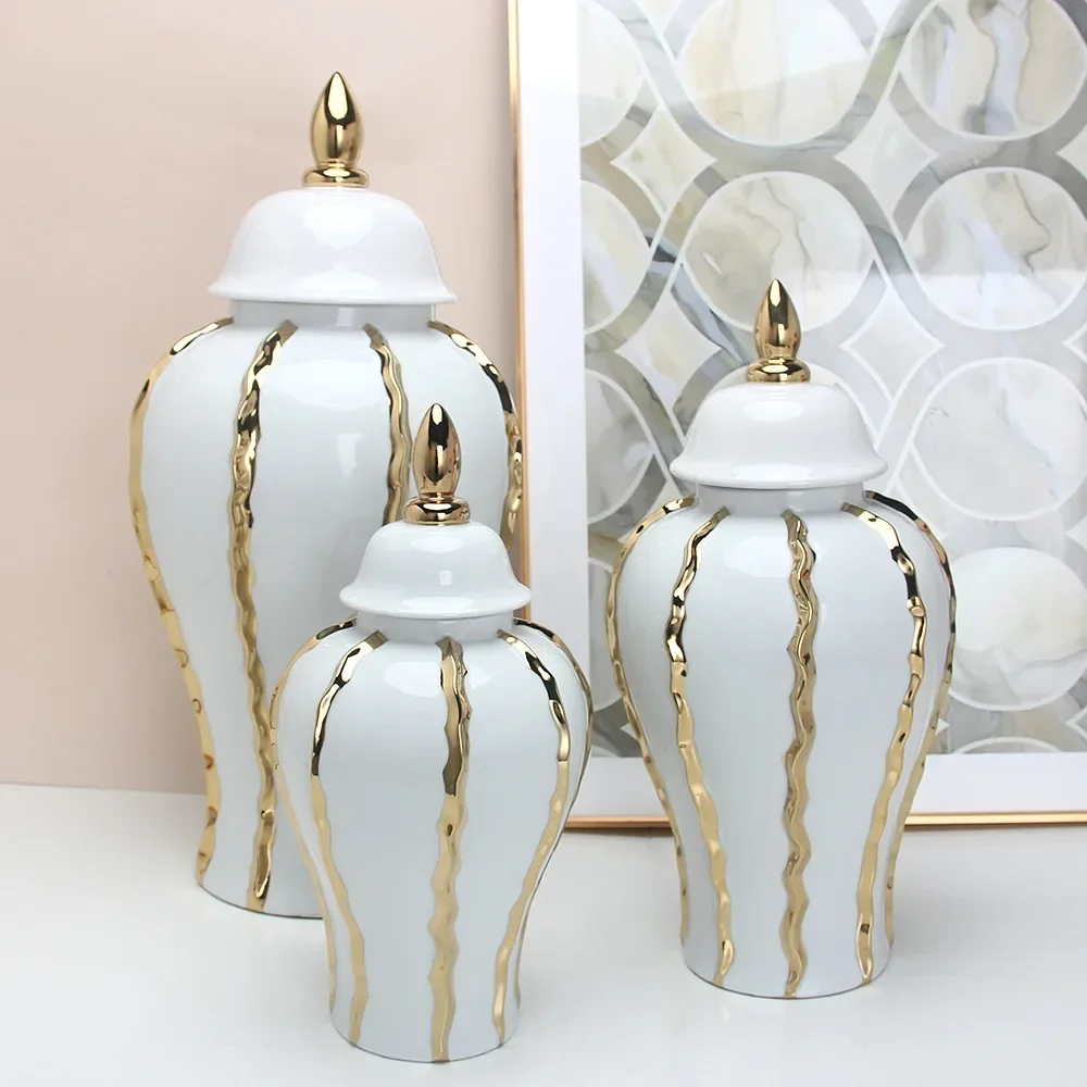 Gold Rim ceramic General pot Large ginger jar Vintage porcelain vase Peaked lid storage tank Flower vase Home decoration