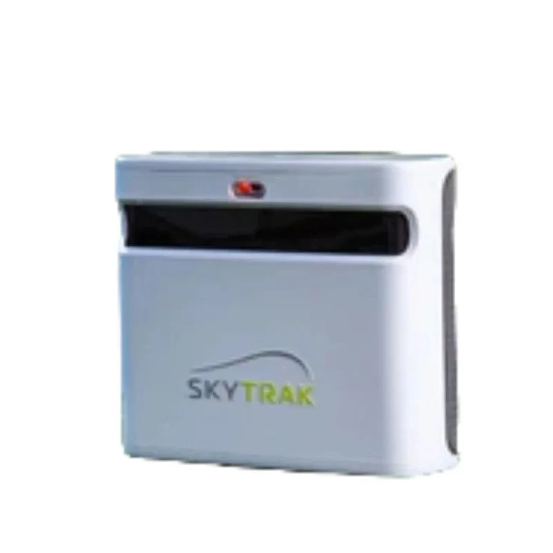 SKYTRAK+ Launch Monitor and GOLF SIMULATOR PACK ﻿