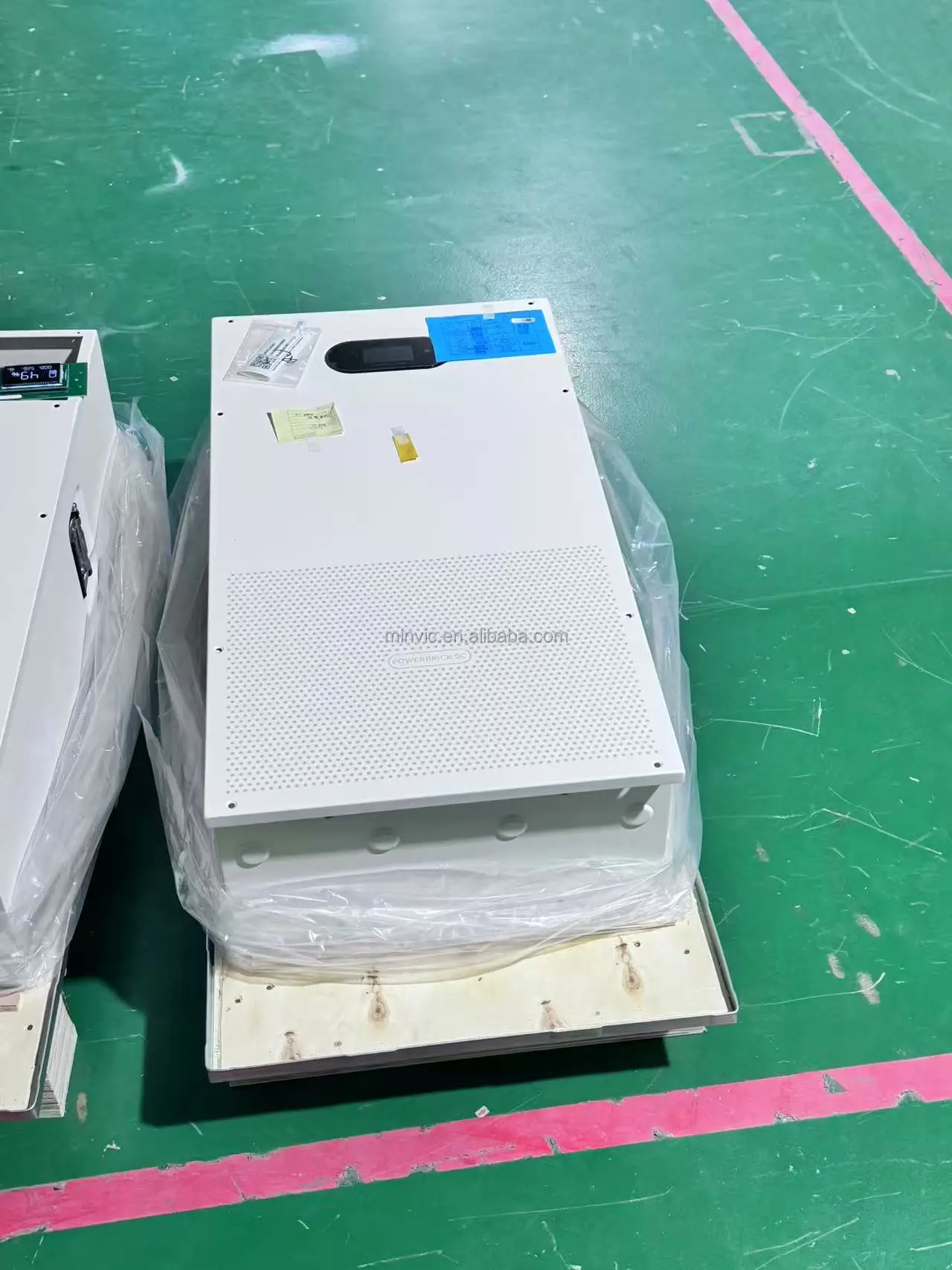 Dyness with Deye Inverter POWERBRICK SC 48v 300ah Lifepo4 High Efficiency 6000 Cycle IP65 Protection  for Home APP CONTROL