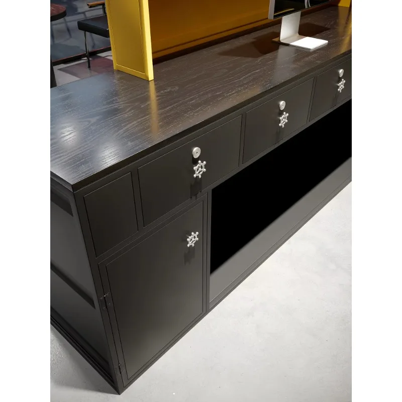 Factory Direct Commercial Grade Metal Workstation Heat Resistant Surface Customizable Height Bakery Food Court Bar Counter