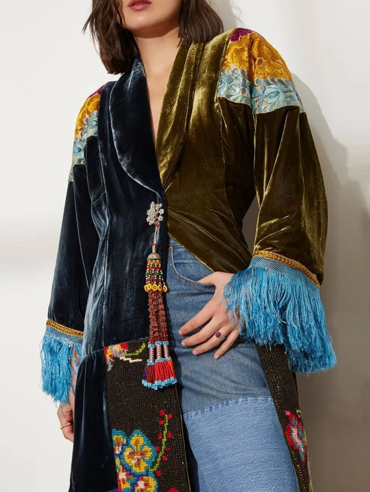 

Fashionable Women Tassel Jacket Ethnic Pattern Print Patchwork Velvet Shawl Square Collar Contrast Color Long Sleeve Coat