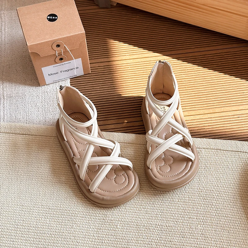 

Новинка 2023 года, детские сандалии для девочек, детские римские сандалии, летние мягкие пляжные туфли на плоской подошве с высоким берцем, модная простая обувь принцессы с молнией сзади