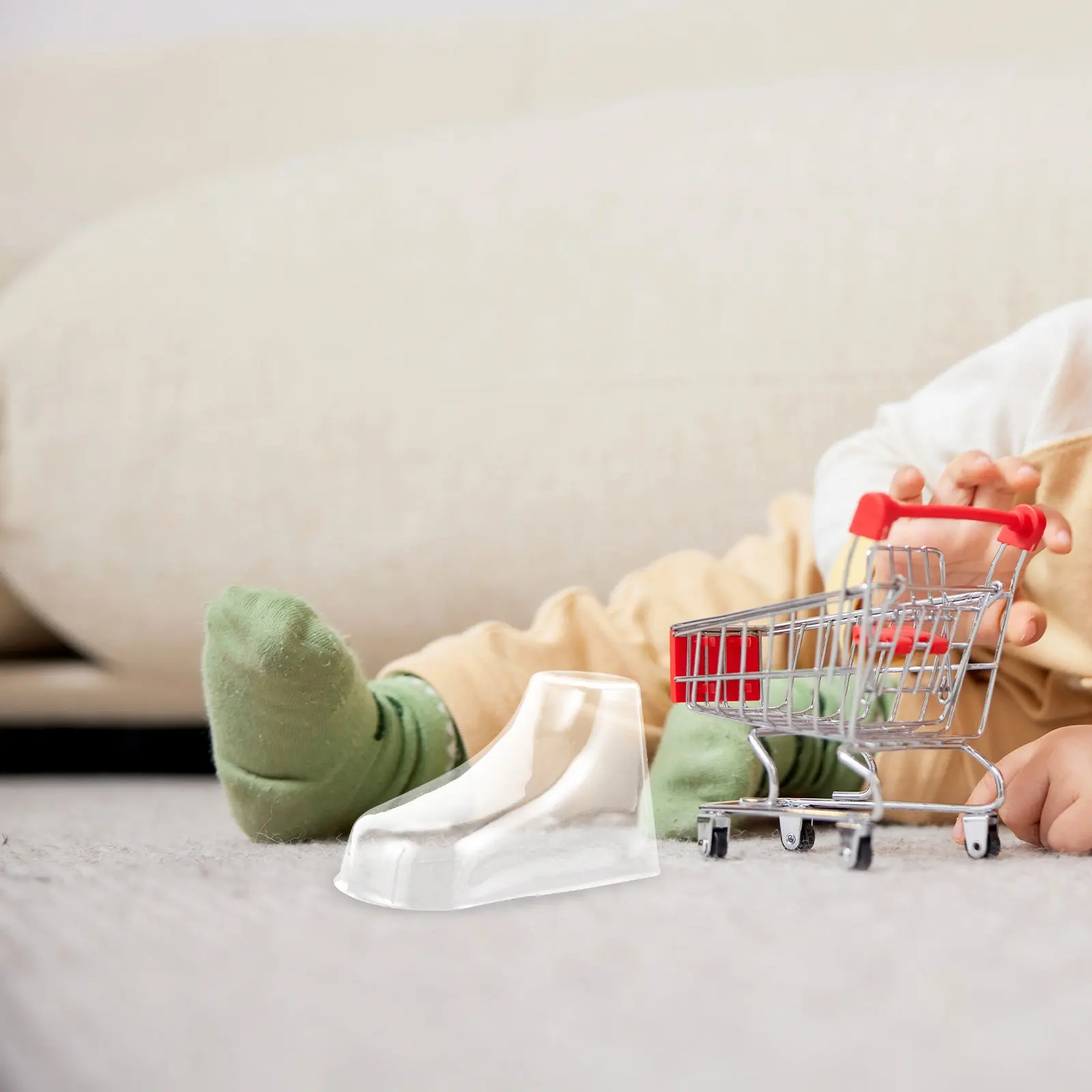 

50Pcs Baby Feet Clear Plastic Display Sock Form Shoe Holder for Store Showcase Crochet Shoe Supports Toddler Booties Stand