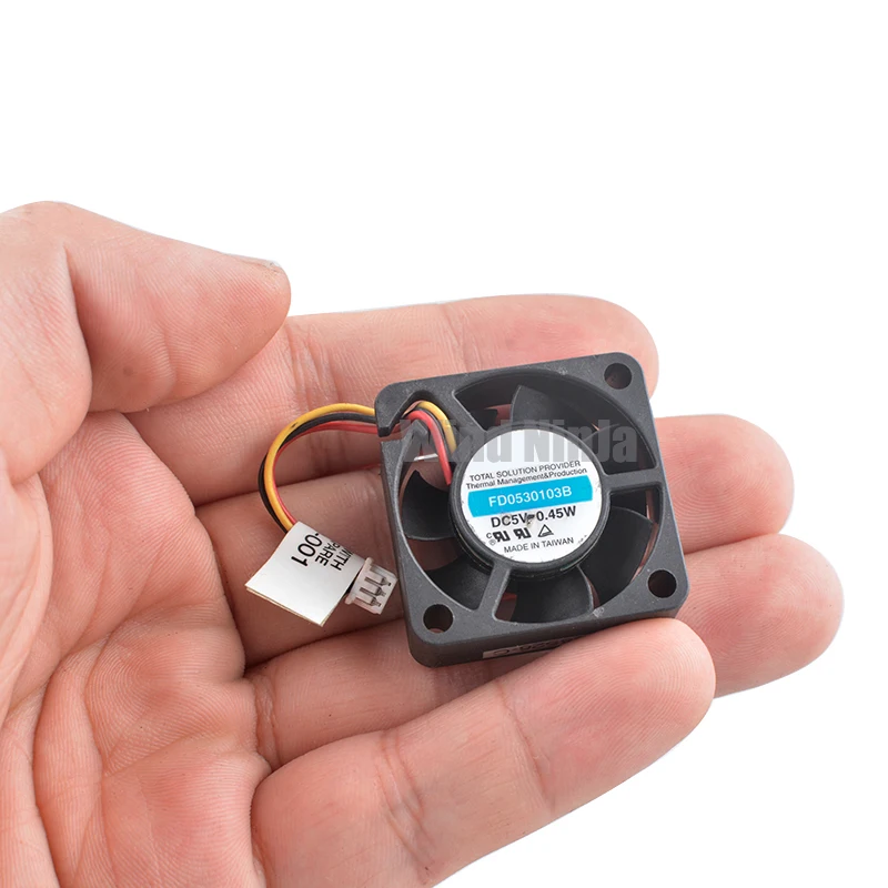 FD0530103B 3cm Diameter 30mm Fan 30x30x10mm DC5V 0.45W 3-Pin Ball Bearing Micro Cooling Fan for Projectors