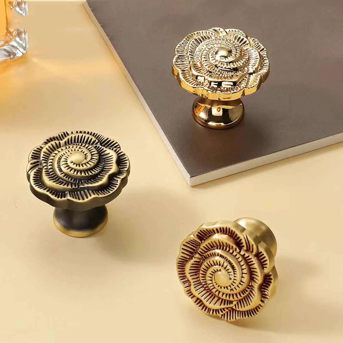 YUTOKO French Luxury Flower Brass Drawer Handle Cabinet Wardrobe Cabinet Door Handle Copper Single Hole Furniture Handle Knobs