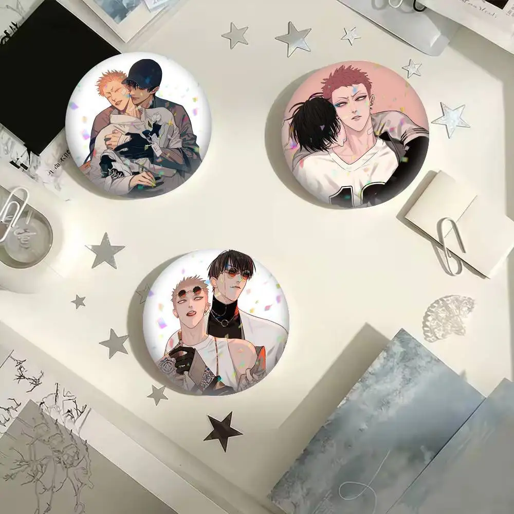 19 Days H-He Tian  25 32 44 58 75mm Badges Personalized Round Brooches Pins Accessory Gift