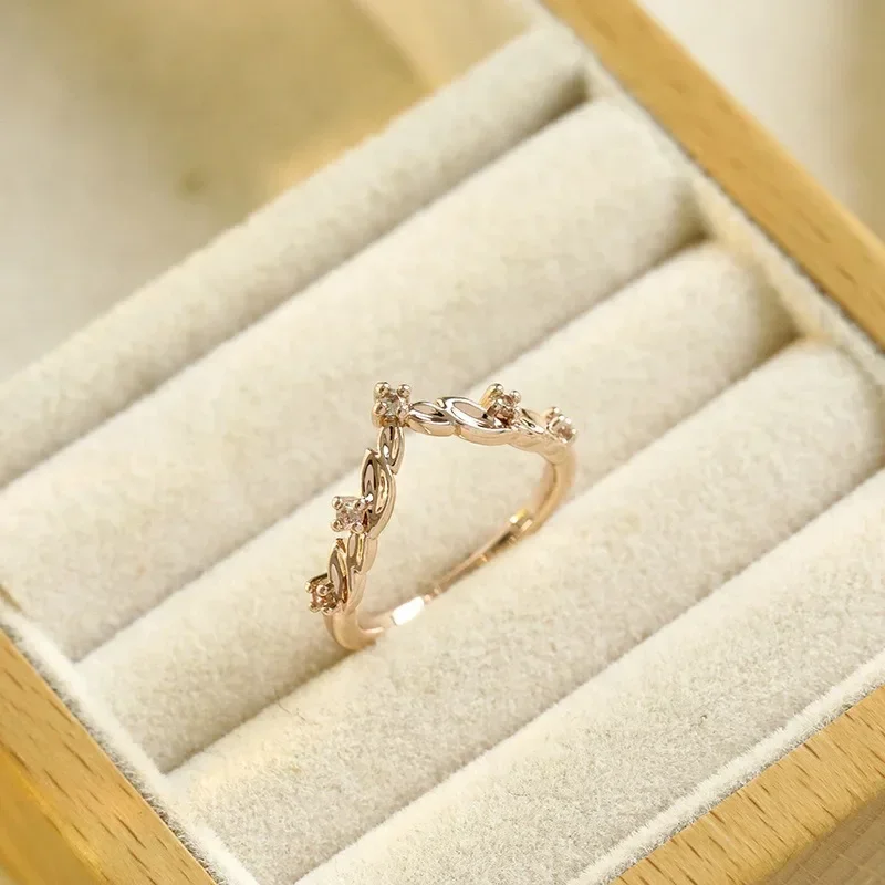 Women Simple Ring Small Fresh Copper Inset Artificial Zircon Ring Classic Personality Rings for Women Jewelry Bling Ring Men