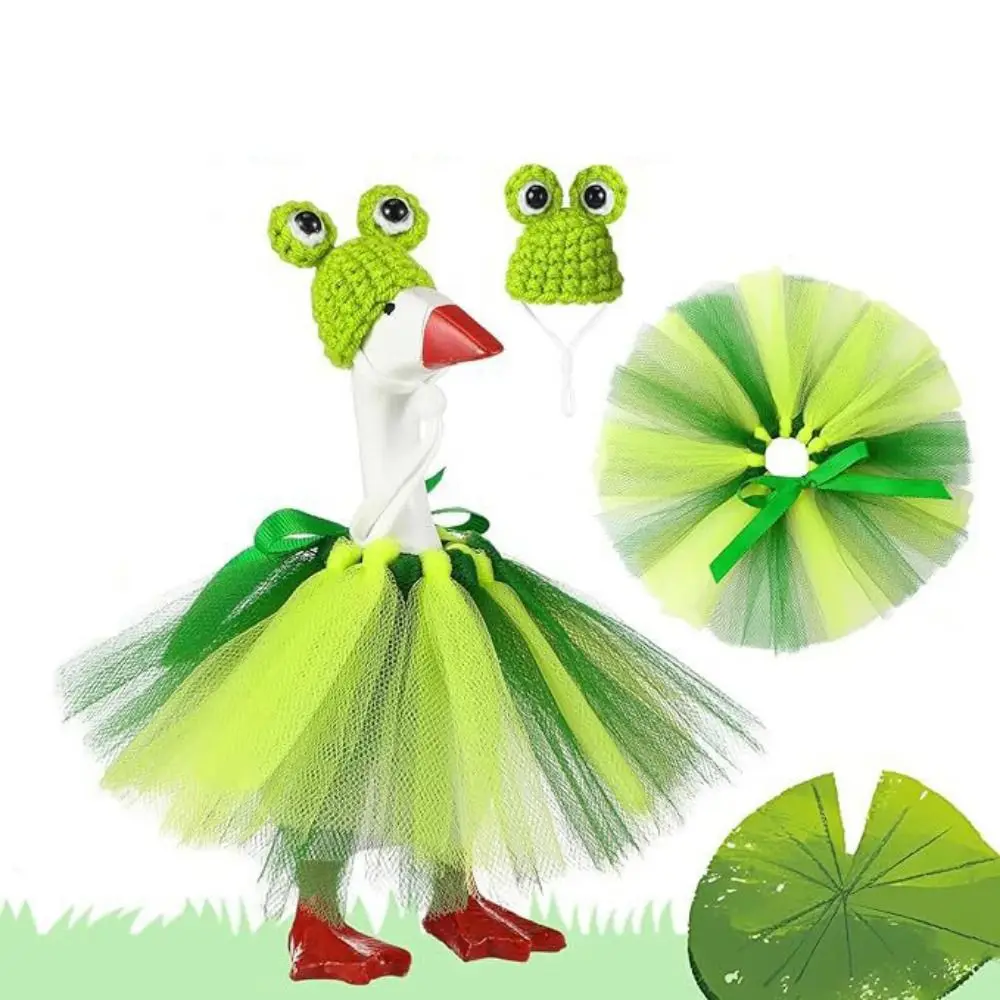 

Adjustable Porch Goose Costume Colorful Hand-Hooked Halloween Goose Decoration with Hat Pet Pumpkin Cloak Outdoor Garden