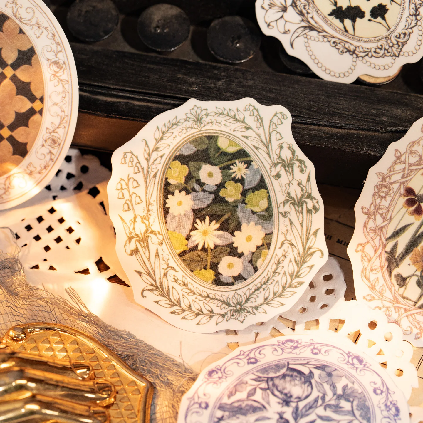 40pcs/1lot Kawaii Scrapbook Stickers Journey to Find a Dream Junk Journal Gold Planner Stationery Decorative