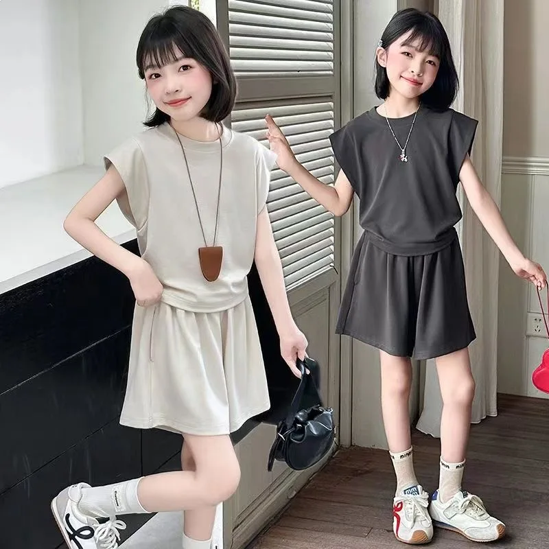 2026 Summer Girls Suit Child set Cloth sleeveless loose t-shirt crop top and bottom pant Teenager Tracksuit Kids 8 10 12 year