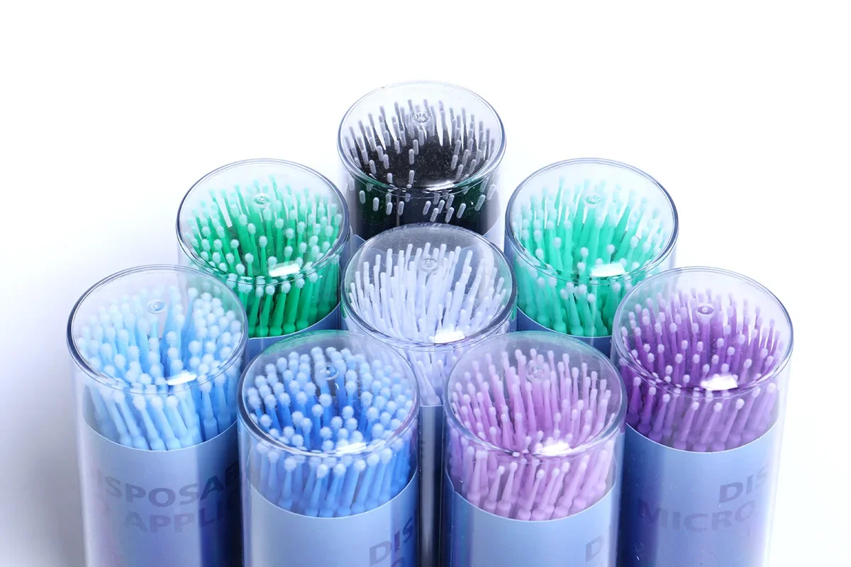 

100PCS/Bottle Dentist Materials Micro Brush Dentistry Extension Tools Dental Disposable Micro Brushes Applicators