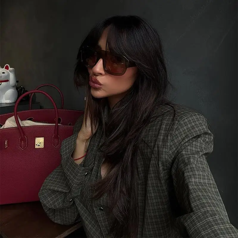 

Autumn 2025 Women's High-End Plaid irt Single Buttoned Top Commute Sle Thin Long Sve 3D Effect Silk Luster