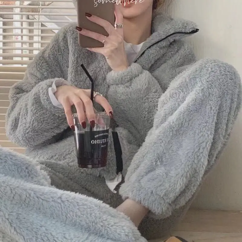 

Женская пижама из кораллового флиса, зимняя утепленная новая модель, домашняя одежда для отдыха, сохраняющая тепло, фланелевый пижамный комплект, кардиган, домашний костюм для девушек