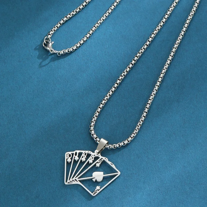 2025A poker pendant, a versatile and fashionable hip-hop long necklace for both men and women