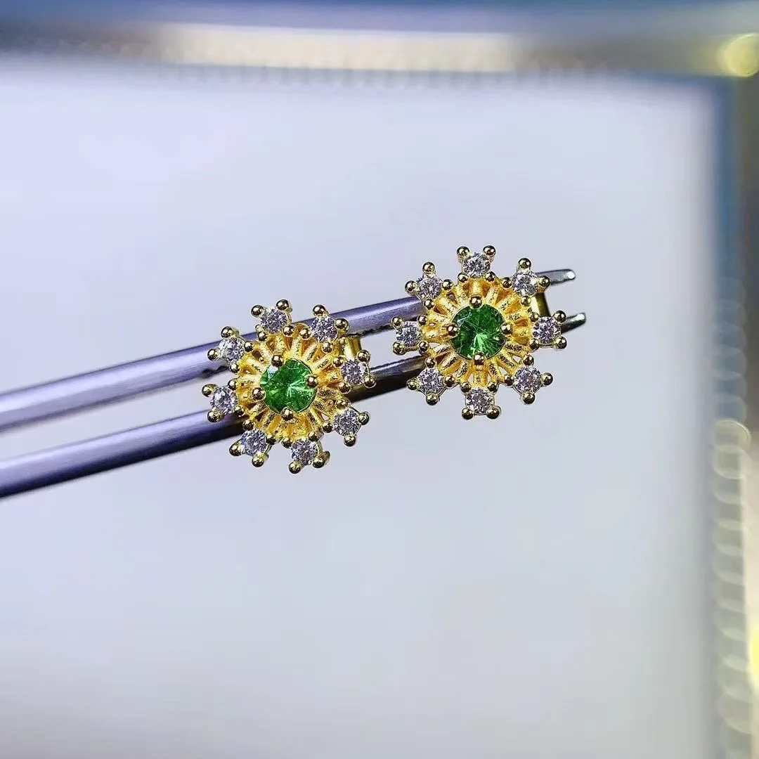 

KJJEAXCMY High End Women's Earrings Natural Tsavorite S925 Silver with Electroplating Boasting High Clarity Full Brilliance