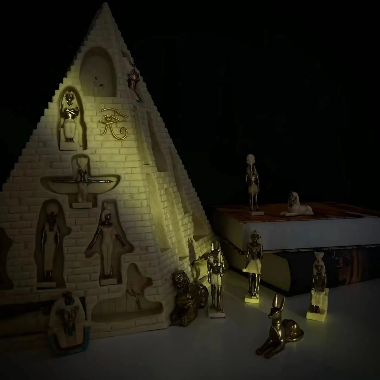 Egyptian pyramid pharaoh miniature display home decoration mysterious sun God gift statue