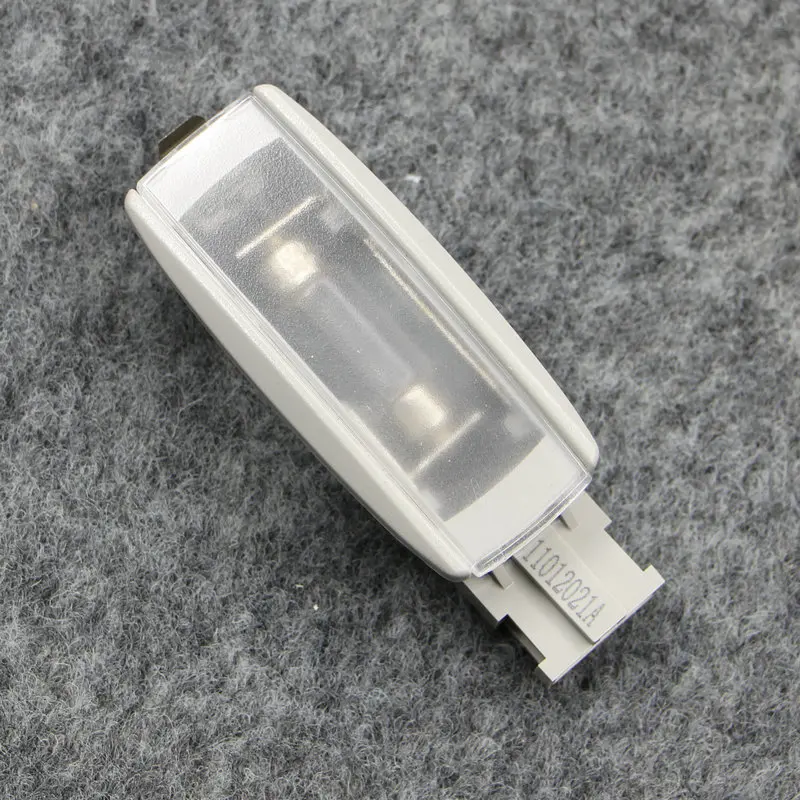 Apply to tiguan  superb  Passat Jetta Golf 6 MK6 Sunvisor lamp Vanity mirror lamp Reading lamp 1KD 947 109