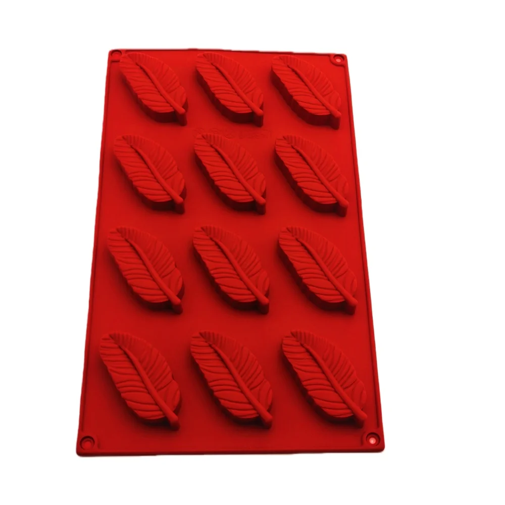 New Arrival 12 Hole Feather Shape Silicone Chocolate Mold DIY Puff Cake Baking Mold Biscuit Mould Handmade Soap Baking Tools