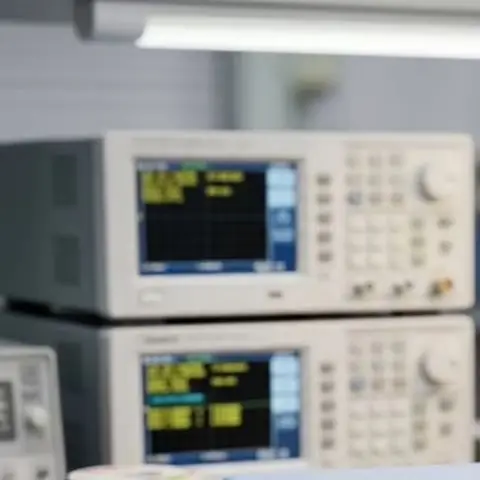 Repeater Testing Tool FM Transceiver Tester For Repeater Status Measurement 10MHz To 900MHz Range Analog And Digital Sub-tone