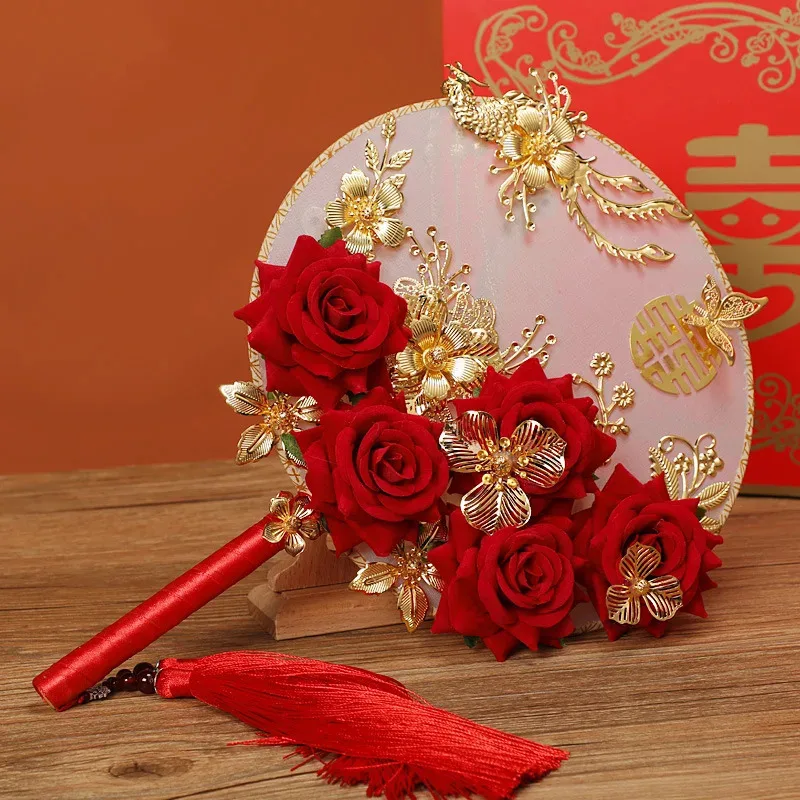 

Style Retro Bridal Fan Xiuhe Clothing Fan Handmade Happiness Hand Fan Wedding Bouquet Supplies Photography Hold Fan Prop