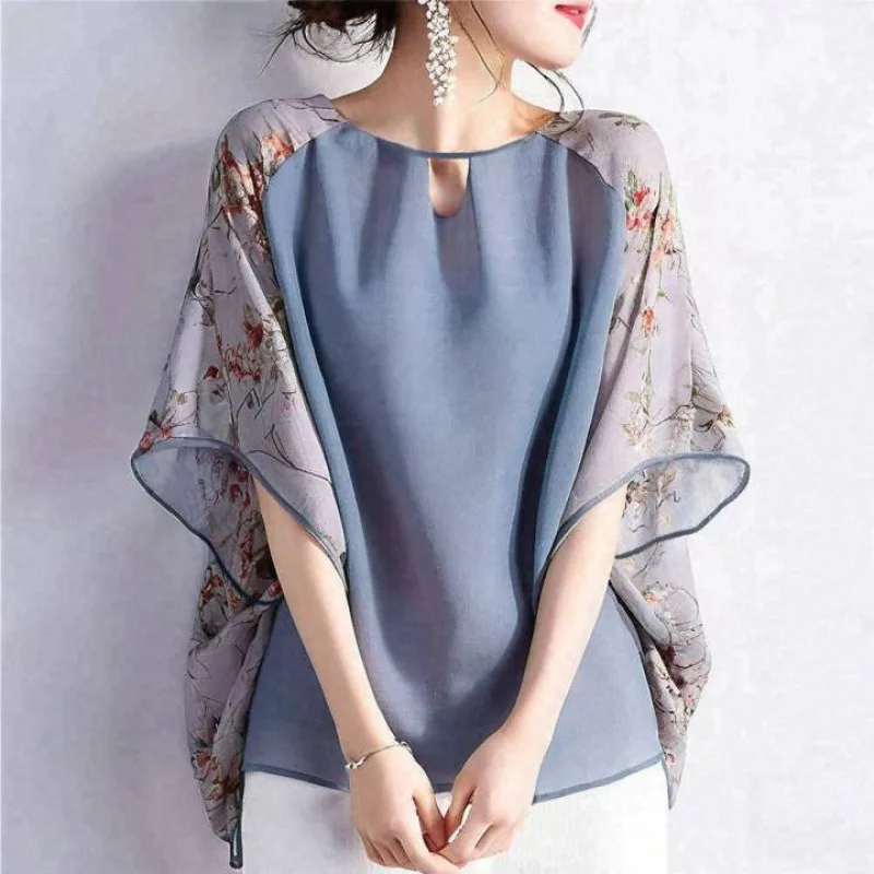 

2026 Japanese And Korean Style Round Neck Floral Print Mid-sleeve Shirt Top Loose Casual Women's Clothing