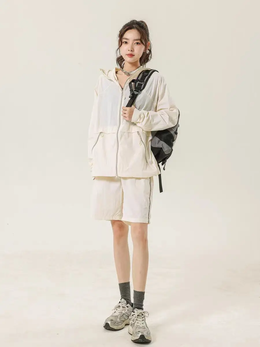 طقم جاكيت وسروال قصير فضفاض للحماية من الشمس للنساء - صيف جديد 2025 خفيف الوزن وقابل للتنفس رياضي كاجوال مكون من قطعتين