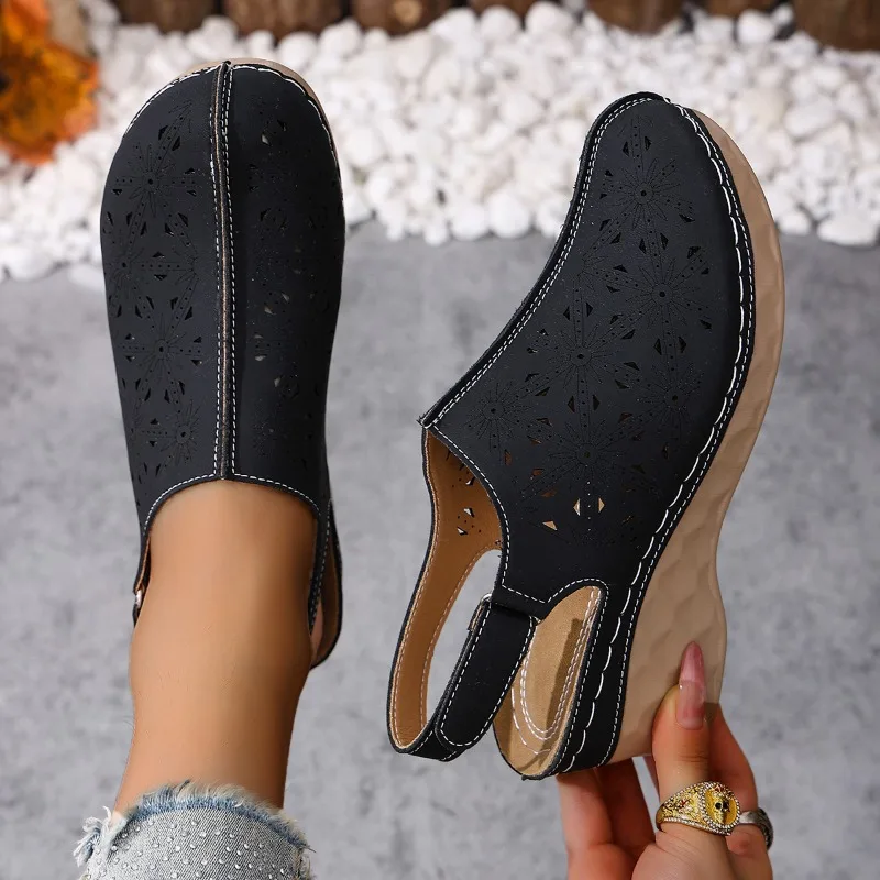 صنادل باوتو الصيفية المجوفة للنساء بكعب عالي وكعب عالٍ وحزام بإبزيم كلمة واحدة صنادل نسائية خفيفة الوزن قابلة للتنفس