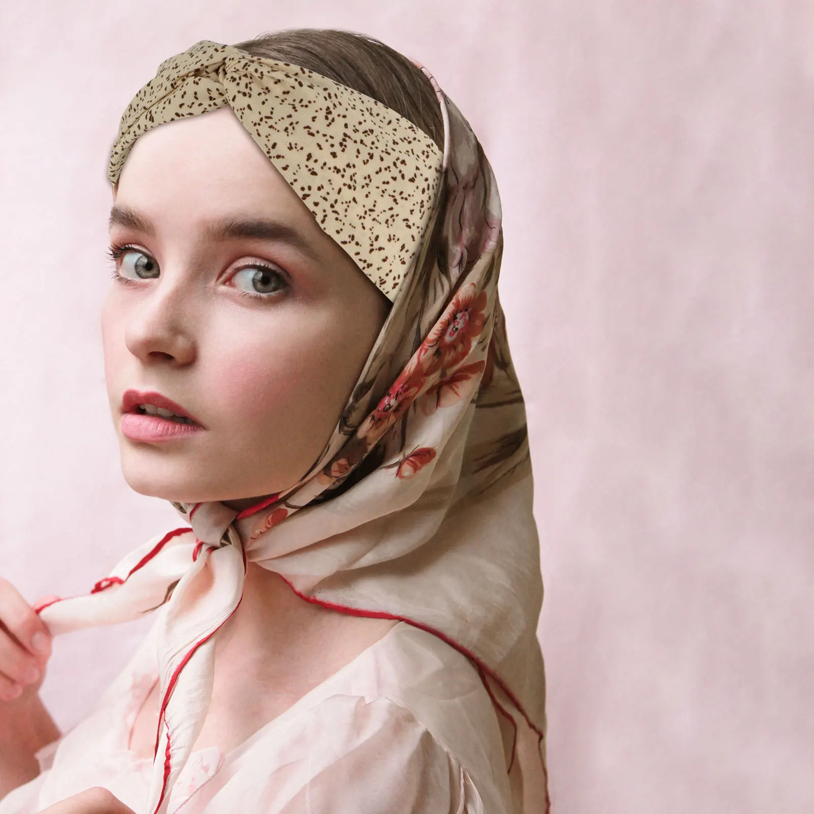 

Stylish Women Knot Headbands Ideal for Ceremony Party Daily Use Vintage Wide-Brimmed Hairband Hair Accessories