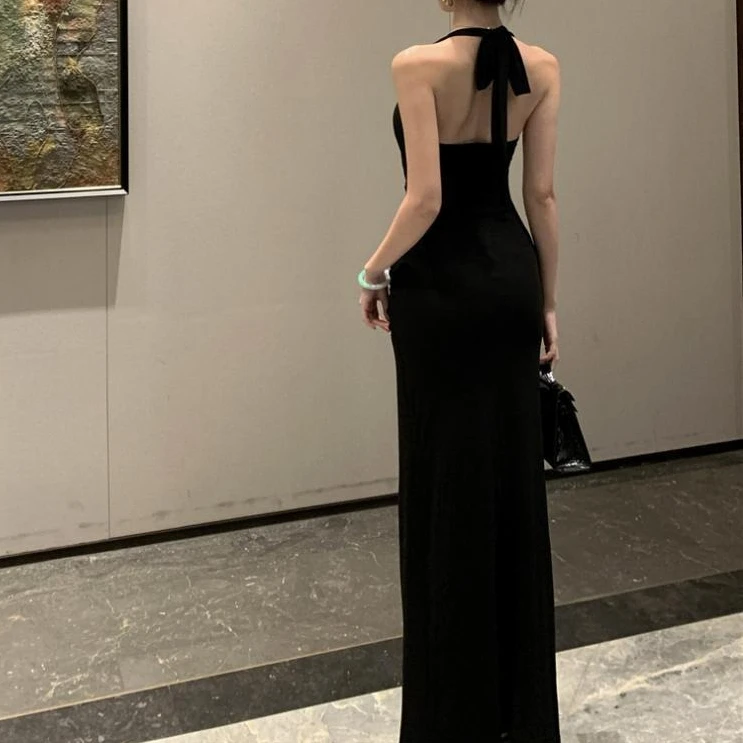 New Women’s Luxury Rose Button Halter Dress Black Cutout Bodycon Gown Elegant Figure-flattering Dress for Banquet Party Event