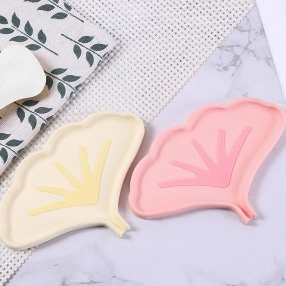 Punch-Free Silicone Soap Holder Creative Anti-slip Drain Water Soap Tray Self Adhesive Waterproof Soap Dish Household