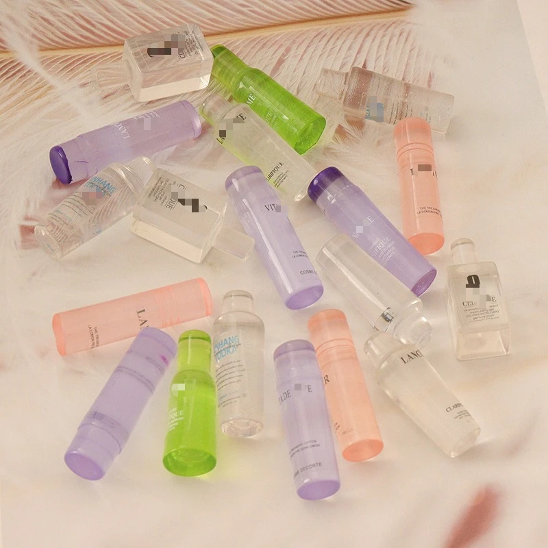 Mini Beauty Skincare 1set Cosmetics Bottle Resin Dollhouse Miniatures Simulation Kawaii Home Decor Doll Accessories Model Scale