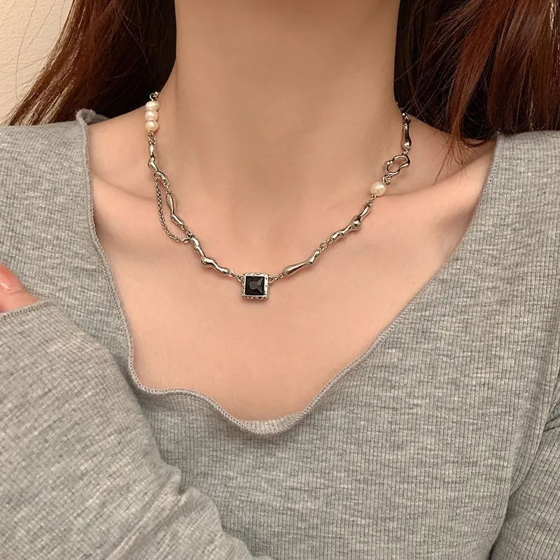 Imitation Pearl Necklace Women Girls Black Zircon Hip Hop Cool Neckchain Y2K Accessories Sweet Girl Party Birthday Jewelry Gifts