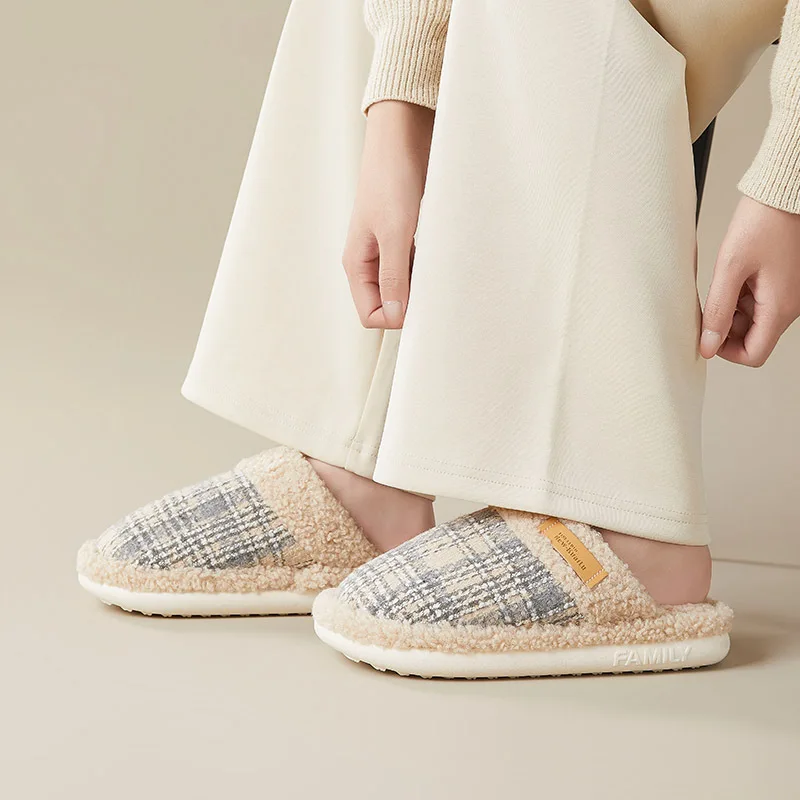 

Autumn and Winter New Plaid Striped Comfortable Couple Floor Warm Non-slip Cotton Shoes Plush Home Wear Cotton Slippers