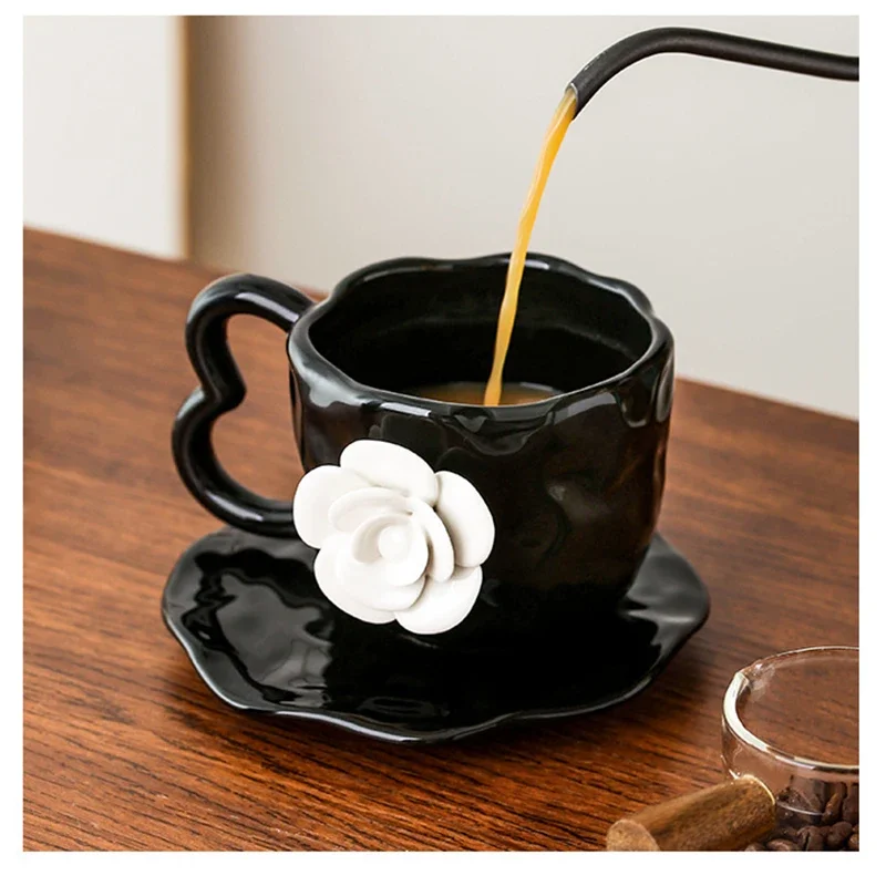 Taza  café Camelia 3D, juego  taza  té y platillo  cerámica texturizada a mano clásica en blanco y negro, Drinkweare