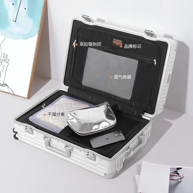 Valigia con telaio in alluminio