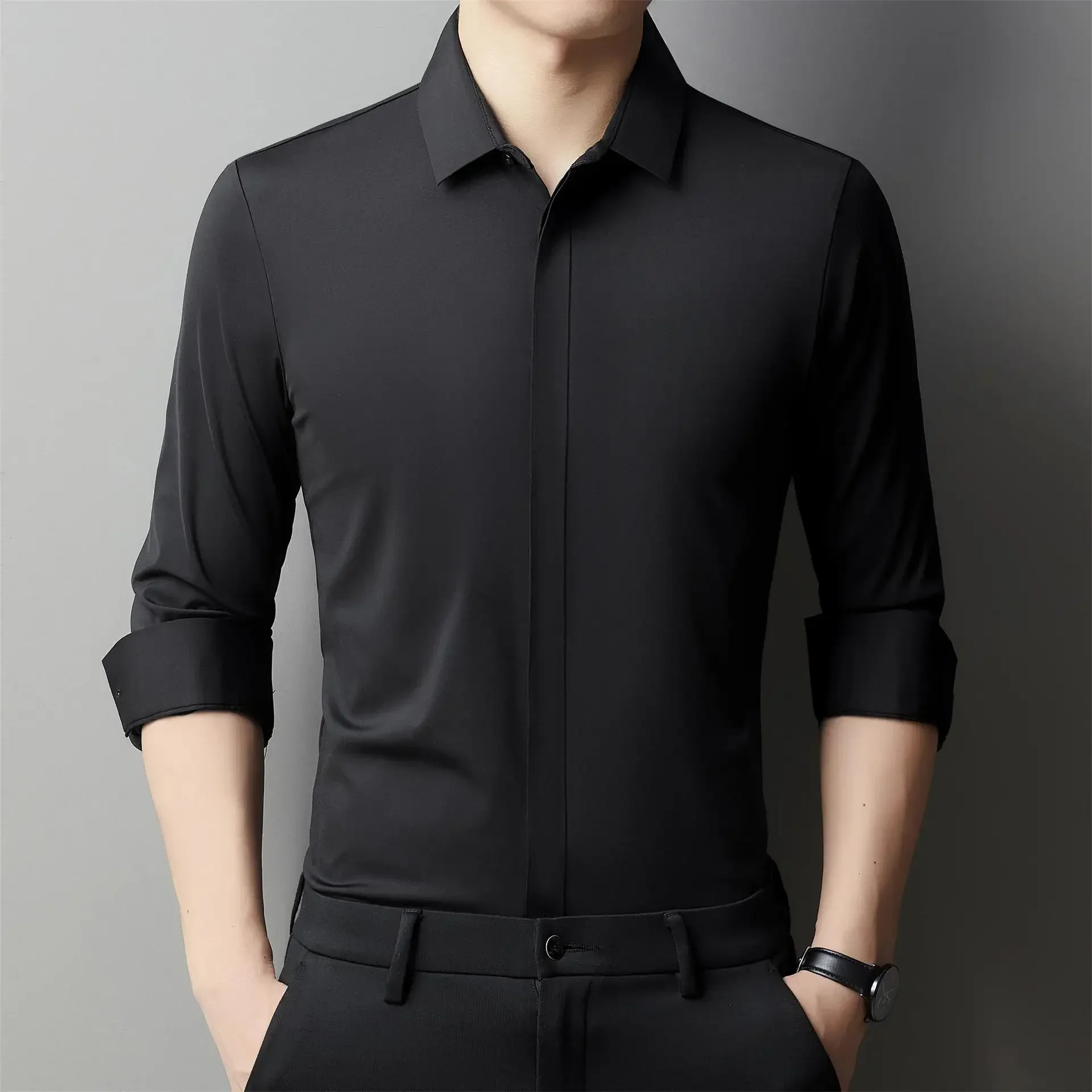 Men's long sleeved shirt with concealed buttons for business and professional non ironing light luxury white shirt