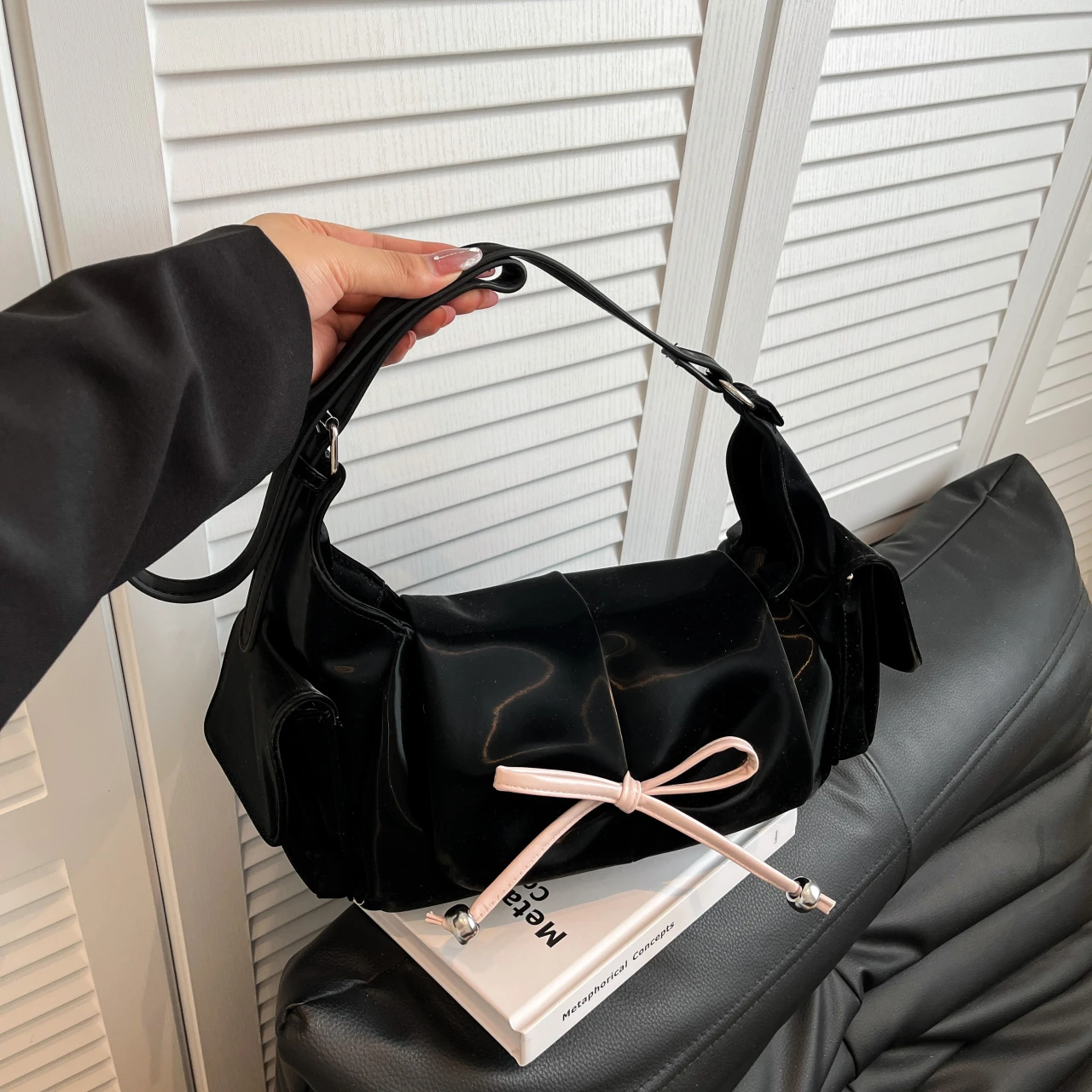 

Fashion Women's Clutch Purse Handbags Trend Bowknot Female Underarm Bags Sweet Lady Half Moon Pu Leather Shoulder Crossbody Bag