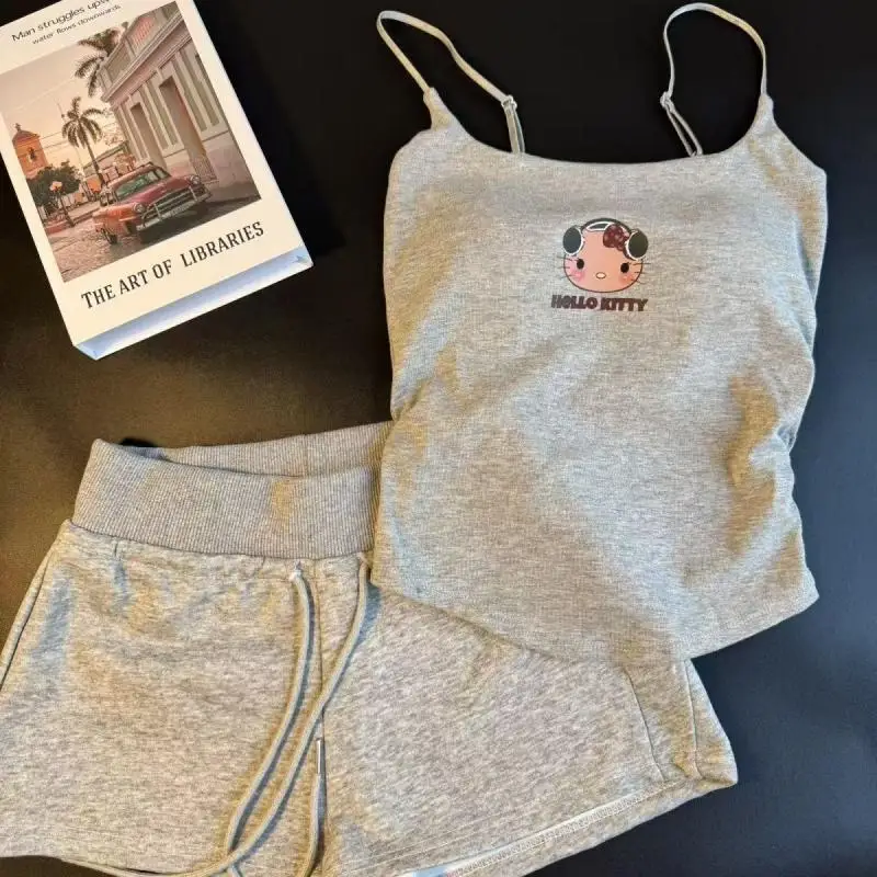 2 個ショーツハローキティサスペンダー胸パッドベストかわいい女子学生夏の新スタイル甘いサスペンダーショーツホーム服