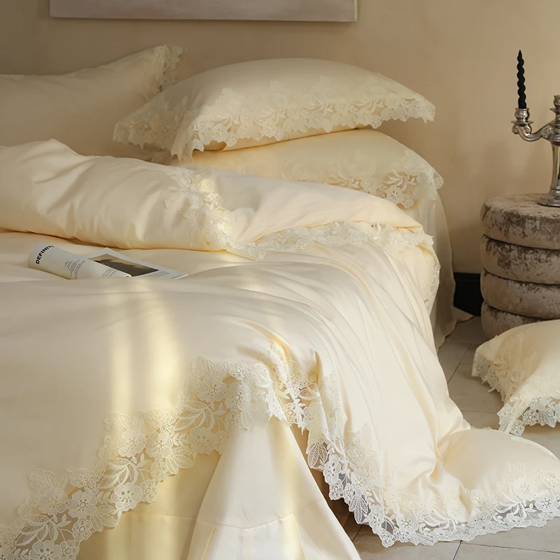 Luxury Bedding Set Cream Color Queen Size Bedroom Decor Soft Comfortable Elegant Design For Women And Couples Princess Bed Sheet