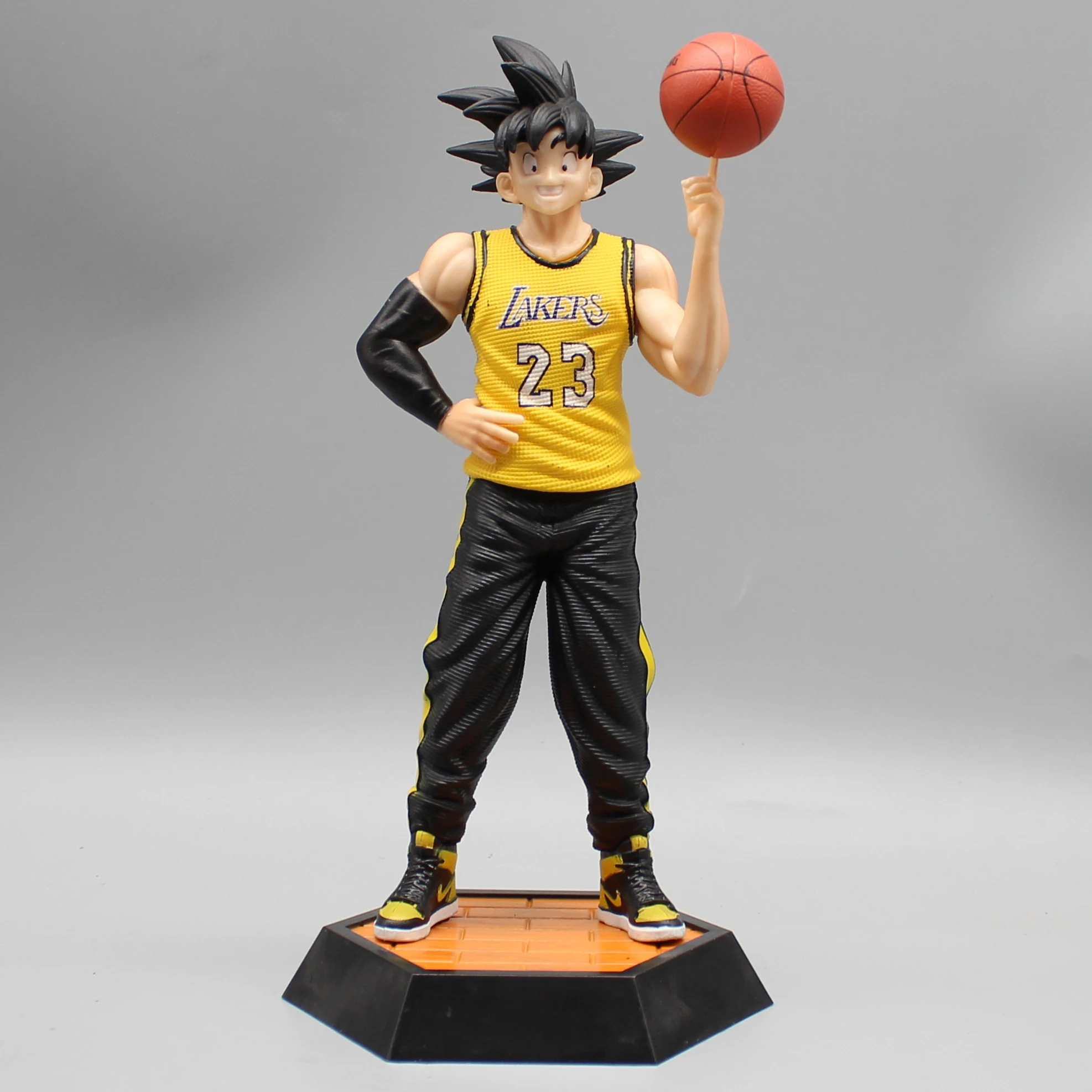 Dragon Ball Gk Anime Figures serie basket Trendy Brand James Wukong Lakers ornamenti modello Jordan Bulls gialli e rossi