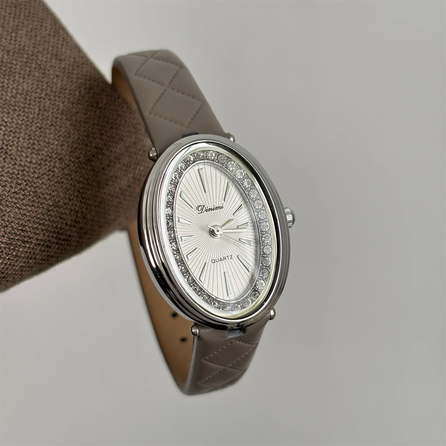 Korean fashion high-value style watch women's casual exquisite temperament ladies quartz watch ladies gift birthday gift women