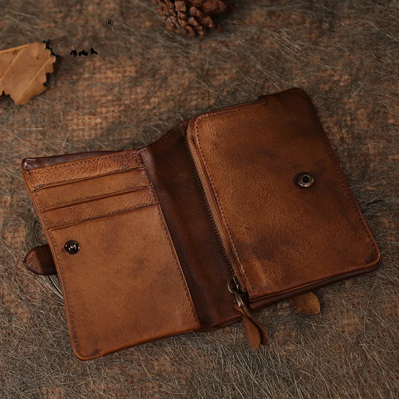 

2026 New Women's Short Wallet Thin Section Folding Handmade Purse Female Retro Genuine Leather Simple Small Card Holder