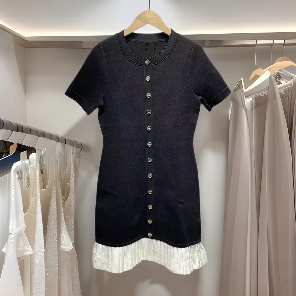 

Облегающий трикотажный топ с круглым вырезом, кружевной отделкой и вставками, черно-белый, весенняя новинка, женская модная одежда