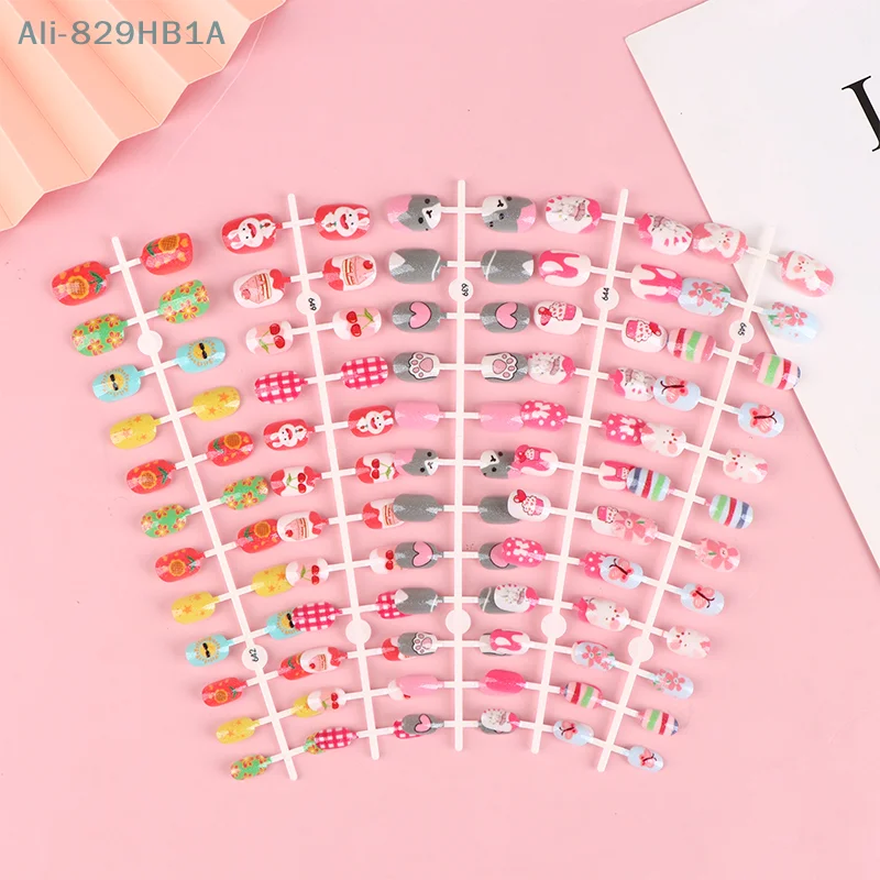 Kids Cartoon Pattern Design Wearing Fake Nails Strips Nail Tips Special Manicure Popular Children False Nails Press