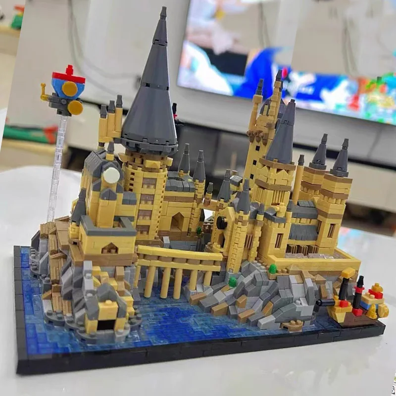 

Magic Castle Creative Harrys School Set City DIY Model Building Blocks Bricks Toys For Children Adult Gift