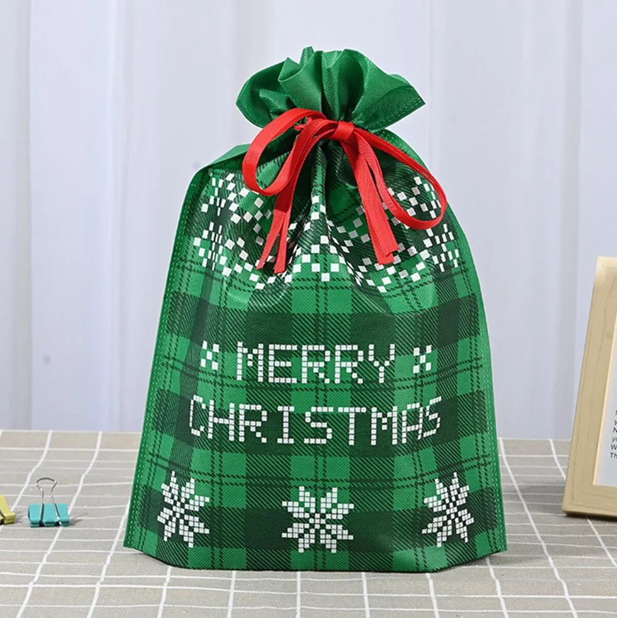 2pcs 27x36cm Drawstring Merry Christmas Santa Claus Gift Bags Large Goods Cookies Candy Packaging Bag for Christmas