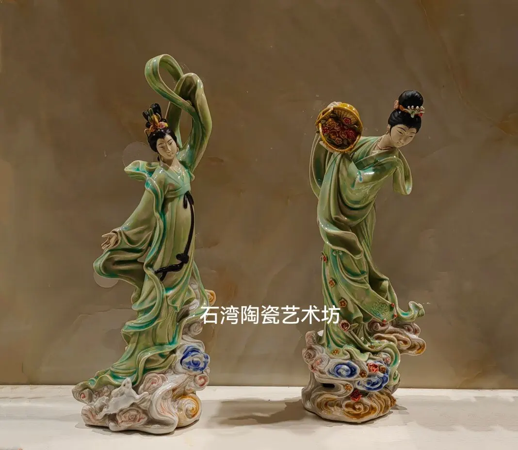 Ceramic fairy loose flower lady handmade home decoration ornament Chinese style foyer club Chang'e flying to the moon classical