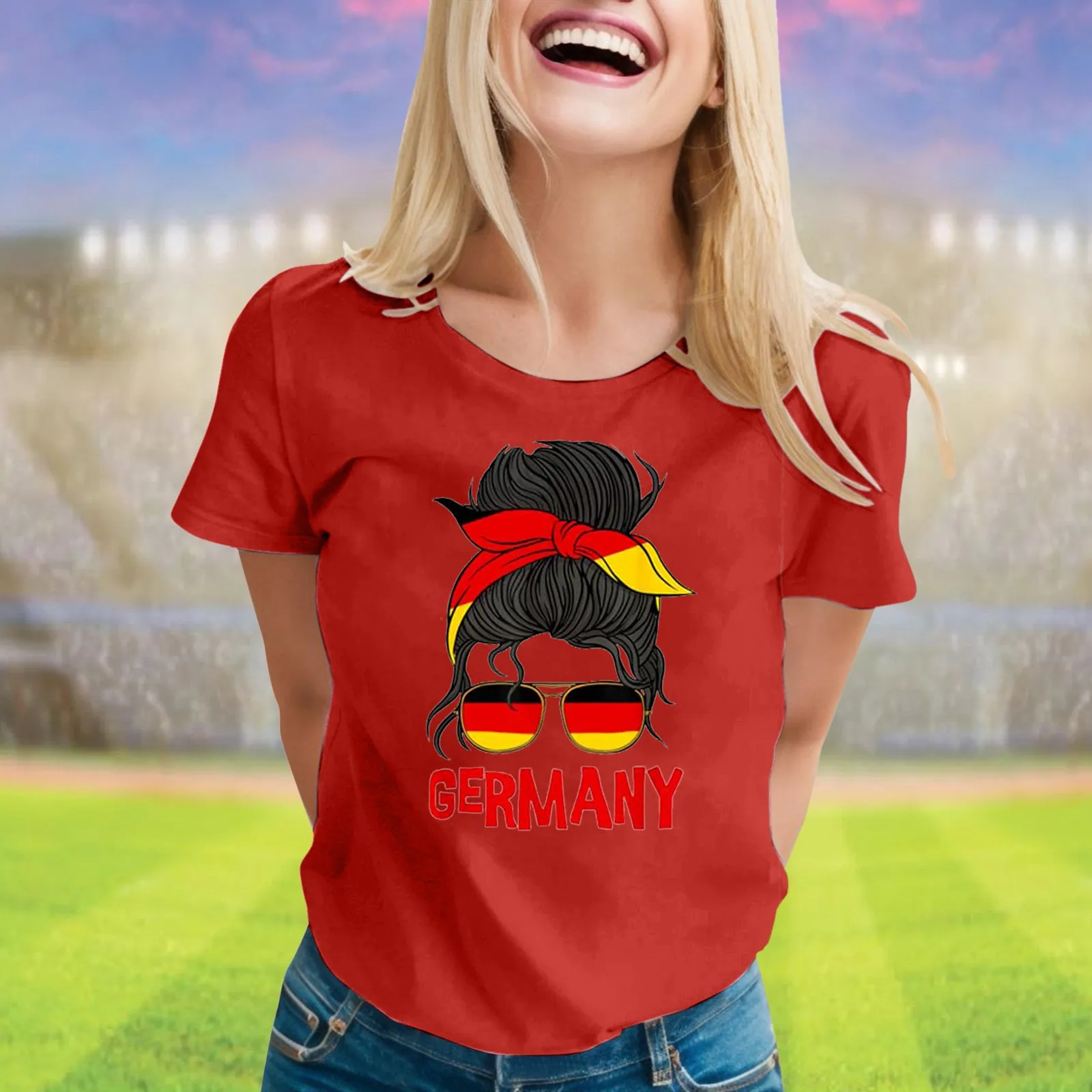 

Женская футболка с круглым вырезом, коротким рукавом и принтом флага